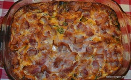 Ugnsbakad omelett med bacon purjolök och broccoli