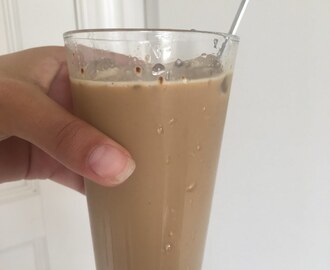 Den nemmeste og mest cremede iskaffe med kondenseret mælk