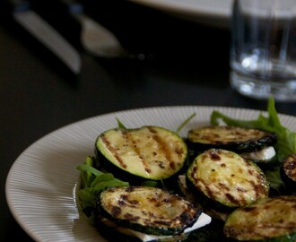 Grillede squash med feta