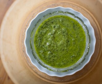 Traditionel pesto med basilikum – pesto alla genovese