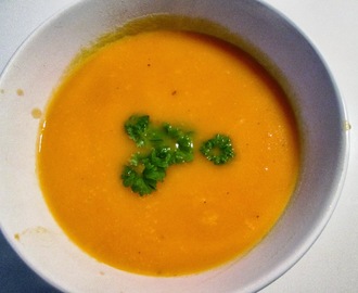 Butternut Squash Suppe med Gulerod og Appelsin