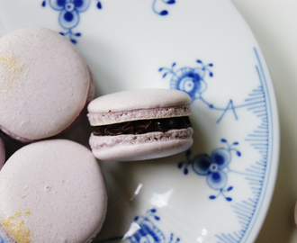 macarons med chokoladeganache