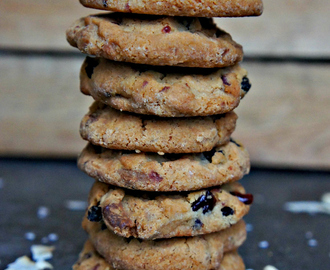 VEGANSKE COOKIES – med hvid chokolade og tranebær