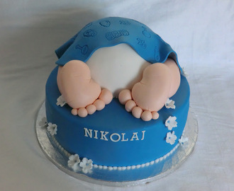 Blå babyrumpe kage