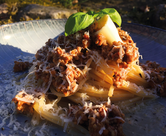 Den HELT RIGTIGE spaghetti al ragù bolognese (altså spaghetti med kødsauce)