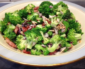 Broccolisalat