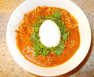 Kokos-tomat suppe