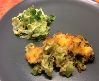 Gyldent broccolifad med ost og ris