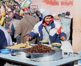 couscous med tørret frugt og mandler