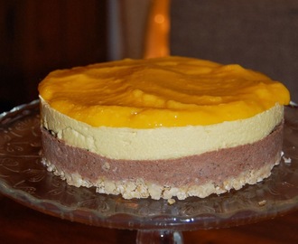 Mango-suklaakakku (raakakakku)