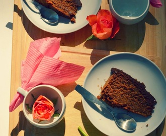 Fariinikakku / Brown sugar cake