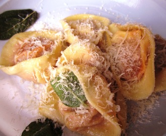 Tortellini di zucca - Kurpitsa-Tortellinit