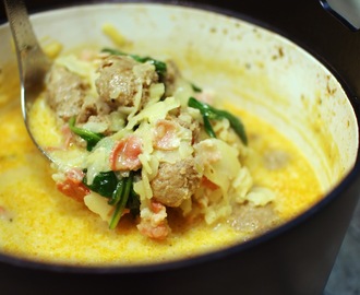 Zuppa Toscana eli toscanalainen makkarakeitto