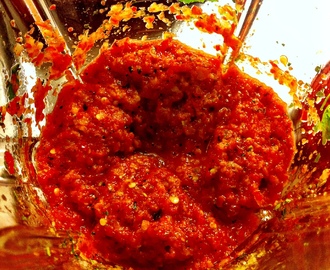 Chilien säilöntä fermentoimalla / chilikastike