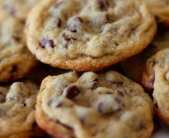 pehmeät chocolate chip cookiet