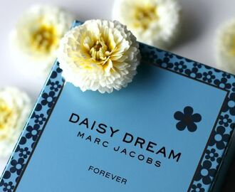 Marc Jacobs – Daisy Dream Forever