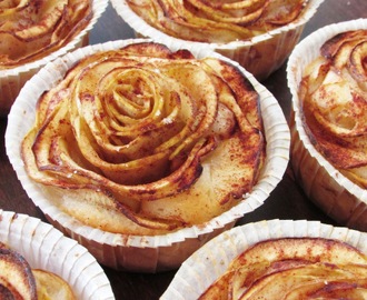 Mini apple rose pies