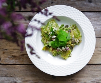 Gluteenitonta pastaa villivihanneksien kera | Gluten free pasta with wild herbs
