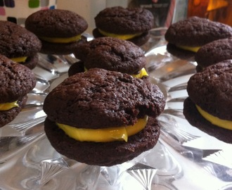 Whoopieeee! Eli whoopie pies!