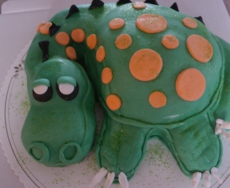 Dinosaurus-kakku