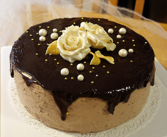 Hyvää syntymättömyyspäivää sulle J ♥ Kakkuja viikonlopun juhlilta!