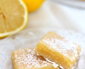 Lemon bars/Sitruunaruudut