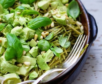 Vihreää pastaa | Green pasta