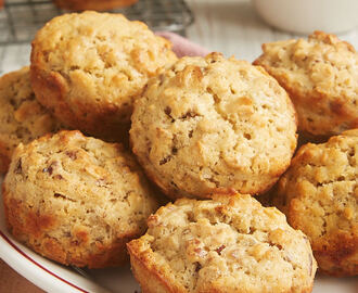Oat Muffins with Nuts and Seeds