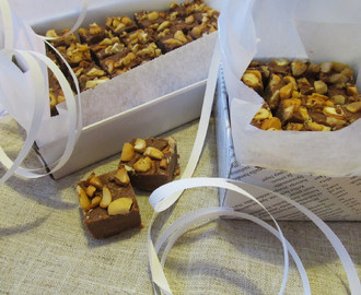 Makeaa Joulun odotusta – Chocolate Fudge with Nuts