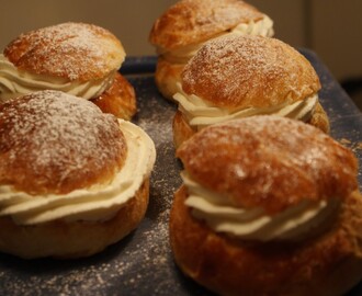 Semlor, semmel buns, laskiaispullat