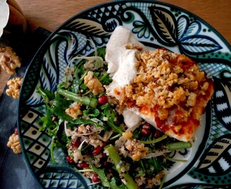 Harissaturska ja pähkinäinen quinoasalaatti