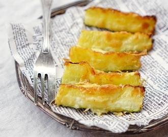 Helpot kesäkurpitsa-parmesanranskalaiset * Easy zucchini parmesan fries