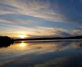 Sauna + samppanja + ystävät = kesän paras viikonloppu