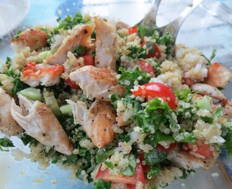 Kvinoa-linssi-vihannessalaatti