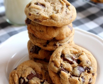 Chocolate chip cookies / Amerikkalaiset suklaahippukeksit