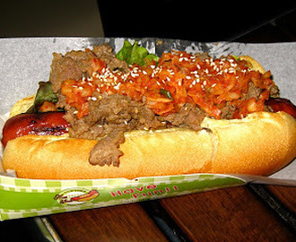 Kimchi-bulgogi hot dog