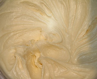 Hvit sjokolade frosting