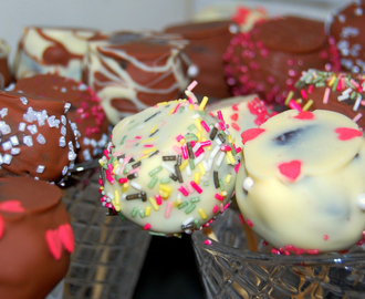 CAKE POPS