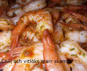 Vitlöks och chili marinerad scampi