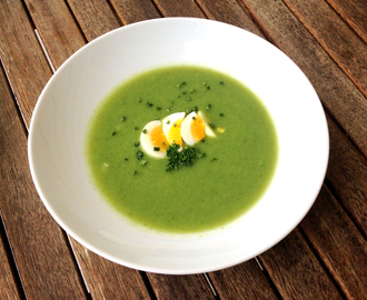 Krema spinatsuppe med egg