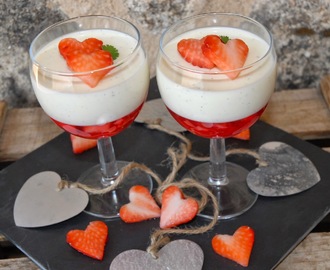 Valentines dessert; Vaniljepanacotta med jordbærgelee