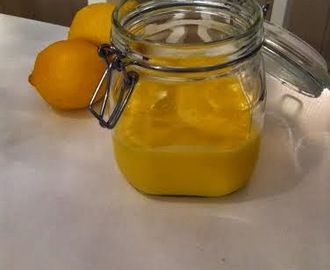Lemoncurd oppskrift.