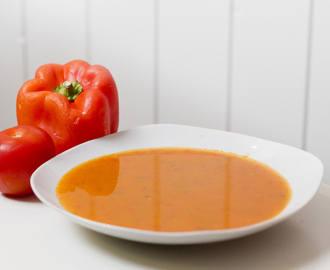 Oppskrift: Tomat- og paprikasuppe