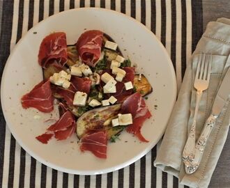 Stekte auberginer med feta og fenalår