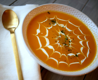 Fyldig gresskarsuppe med ingefær og chili