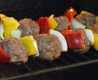 Grillspid (Shish-kebab) med svinekjøttdeig