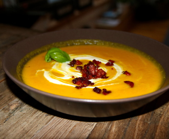 Gulrotsuppe med chorizo