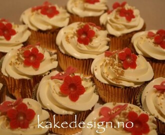 Cupcakes i rødt og gull