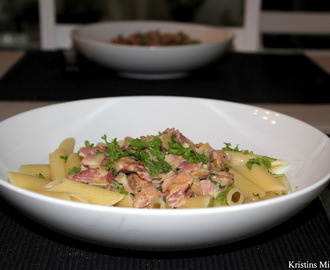 Pasta med bacon-sjampinjong fløtesaus