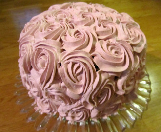 Sjokoladekake med hjertefyll! Min bursdagskake